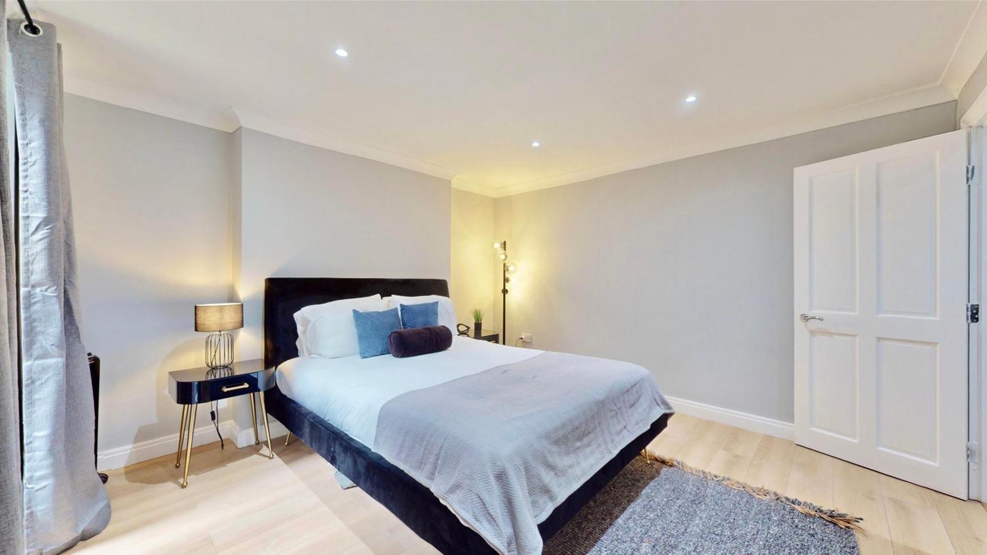 Appartamento Tube & Notting Hill Nearby - Garden Flat Haven Londra Esterno foto