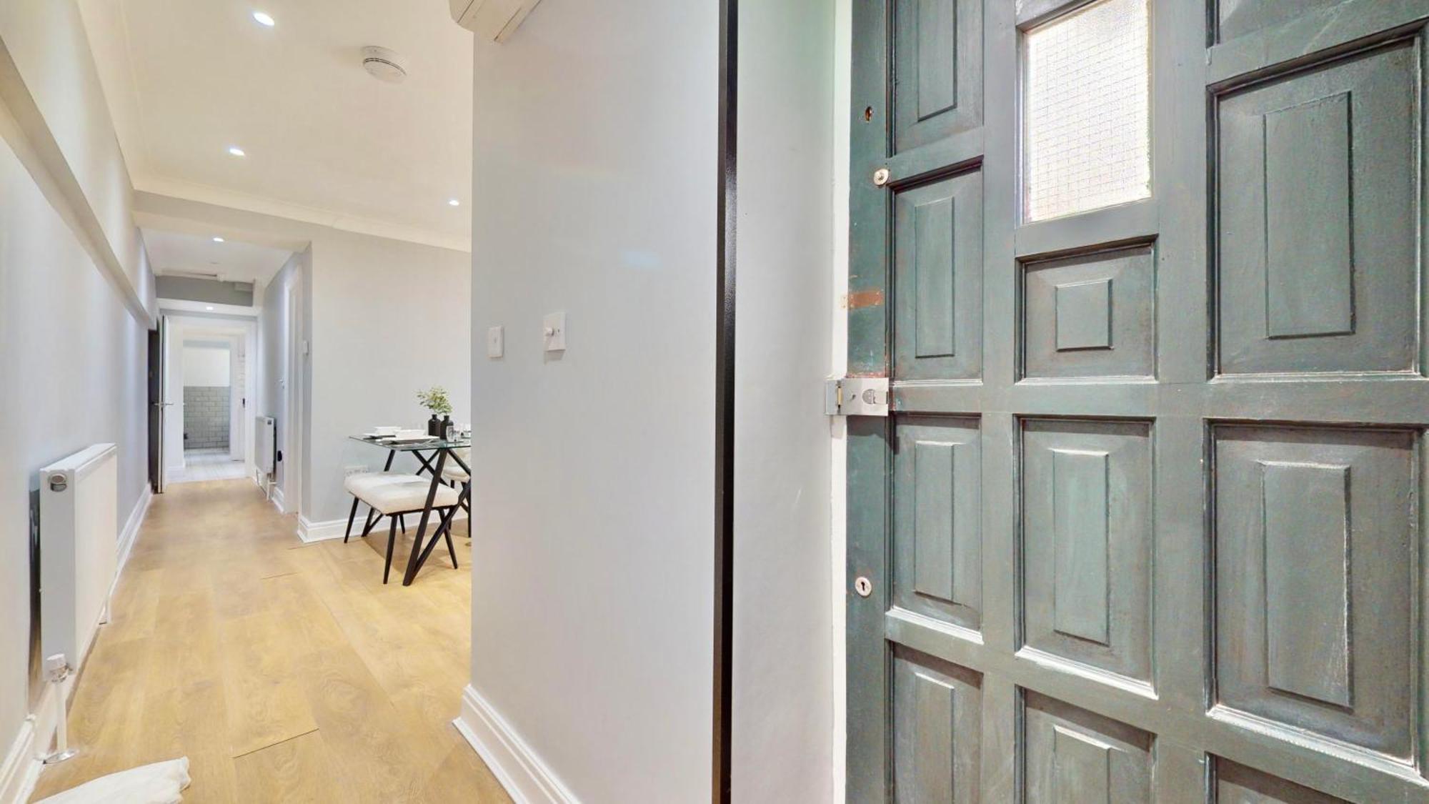 Appartamento Tube & Notting Hill Nearby - Garden Flat Haven Londra Esterno foto